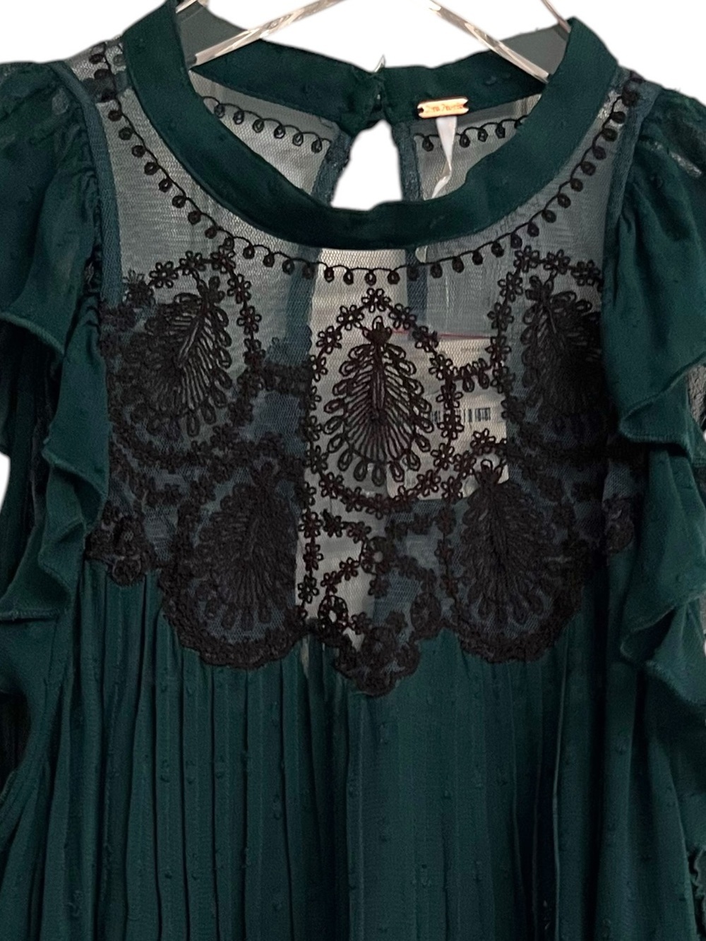 Free People Flowy Sleeveless Embroidered Emerald Green Blouse Size Small NWT - Picture 3 of 7